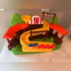 Fisher Price Little People Mike the Knight Klip Klop Arena